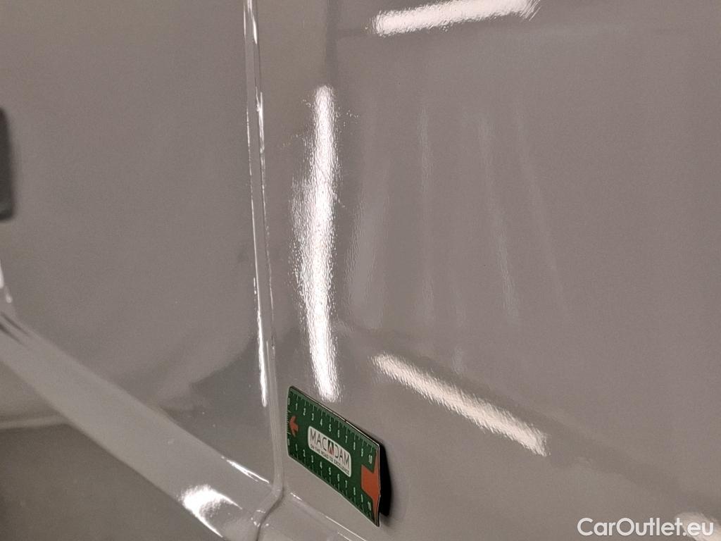  Renault  Trafic  III Fourgon L2H1 3T Grand Confort 2.0 dCi 130CV BVM6 E6d #6