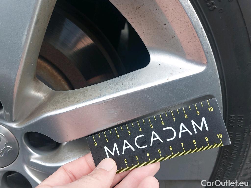  Peugeot  308 PEUGEOT  SW / 2017 / 5P / Break PureTech 110 S&S SW ACTIVE #15