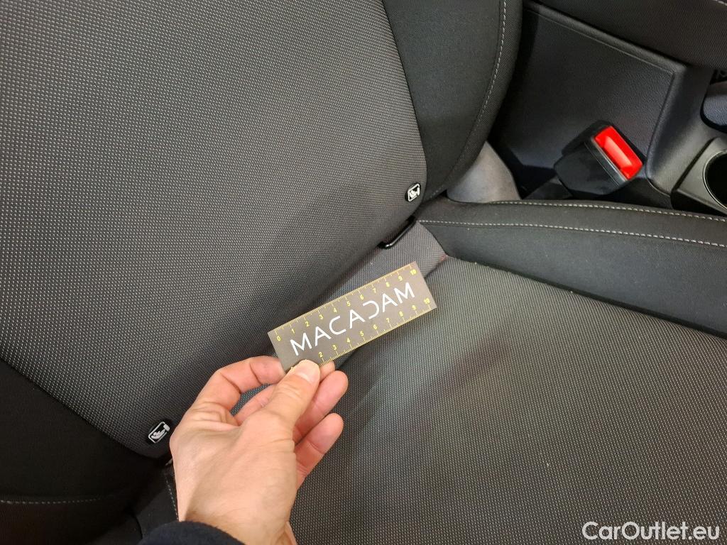  Skoda  Fabia SKODA  / 2021 / 5P / Berline 1.0 TSI 110 DSG7 Ambition #18