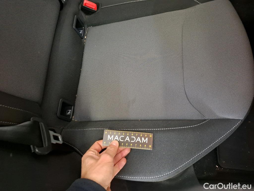  Skoda  Fabia SKODA  / 2021 / 5P / Berline 1.0 TSI 110 DSG7 Ambition #21