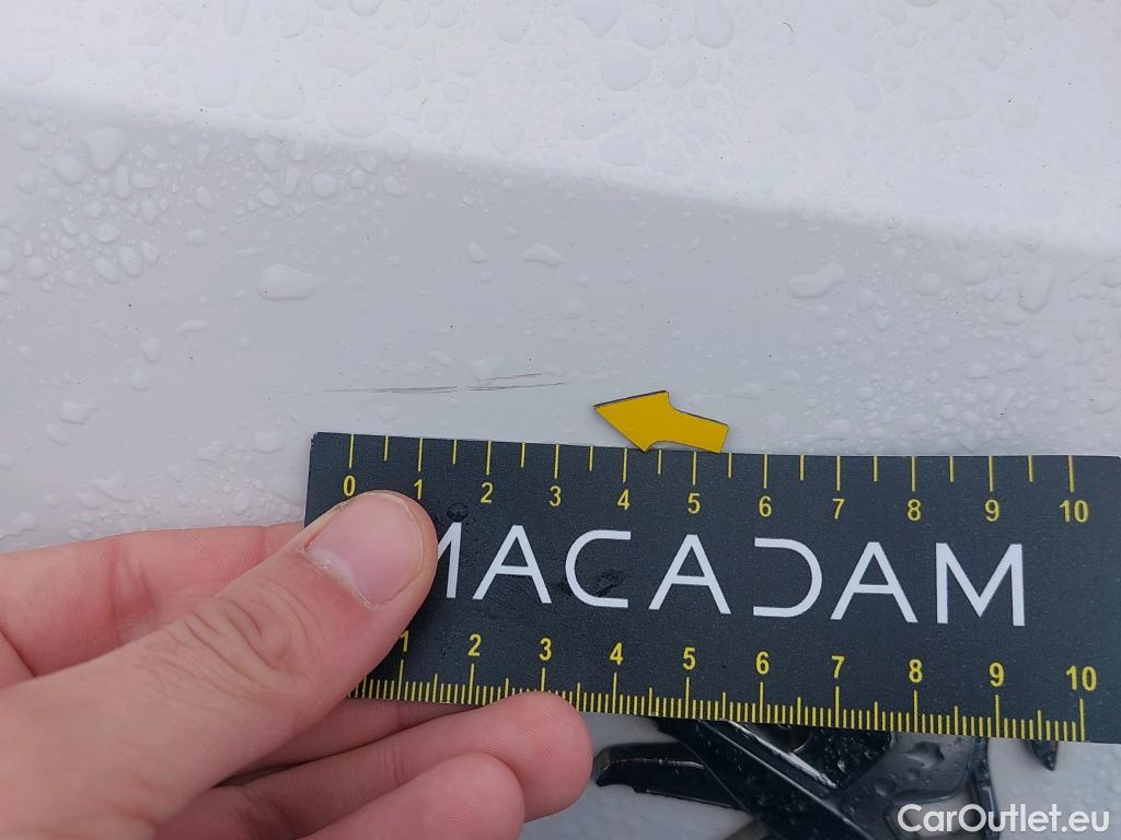  Peugeot  308 PEUGEOT  SW / 2017 / 5P / Break PureTech 110 S&S SW ACTIVE #23