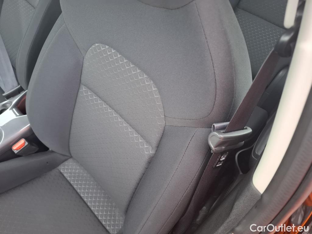  Nissan  Juke NISSAN  / 2019 / 5P / Crossover DIG-T 114 BVM6 Acenta #25