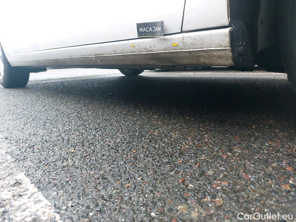  Peugeot  308 PEUGEOT  SW / 2017 / 5P / Break PureTech 110 S&S SW ACTIVE #1