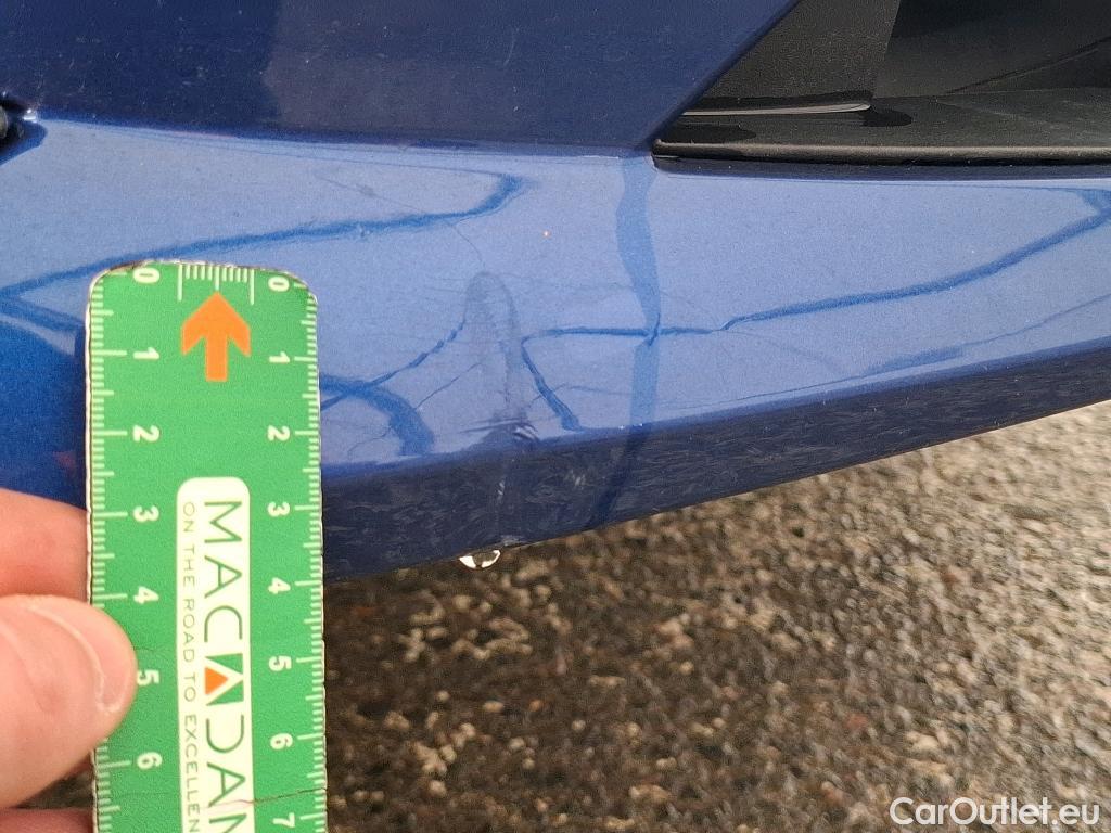  Renault  Megane  IV Berline 5 ptes. Techno 1.5 dCi 115CV BVA7 E6d #28