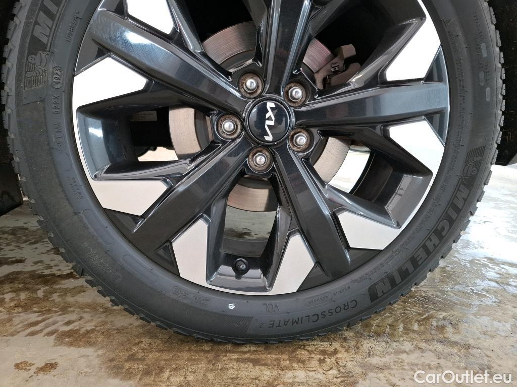  KIA  Sportage KIA  / 2021 / 5P / SUV 1.6 T-GDI 265 PHEV AUTO 4WD DESIGN #5