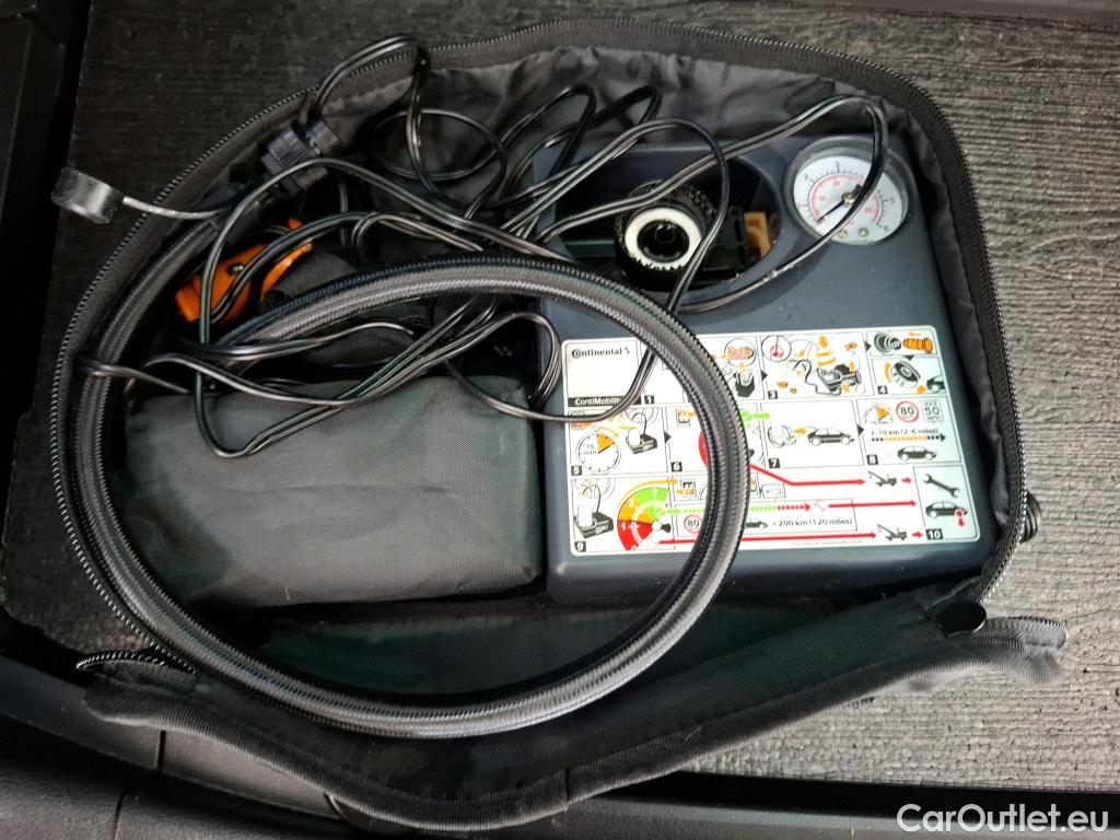  KIA  Sportage KIA  / 2021 / 5P / SUV 1.6 T-GDI 265 PHEV AUTO 4WD DESIGN #3