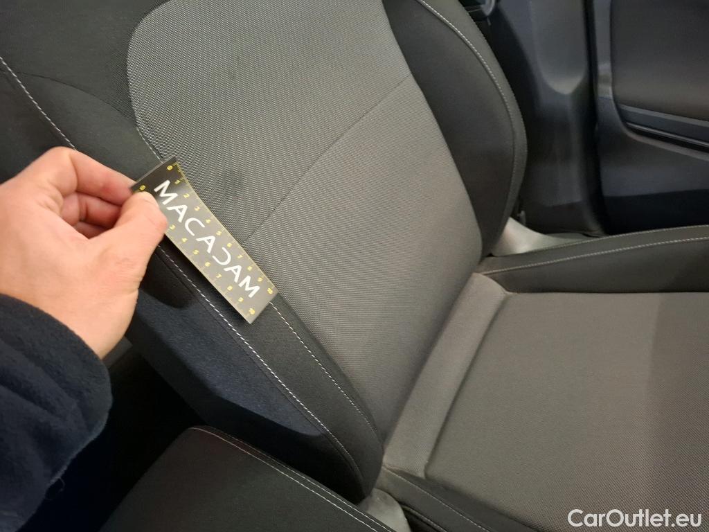  Skoda  Fabia SKODA  / 2021 / 5P / Berline 1.0 TSI 110 DSG7 Ambition #19