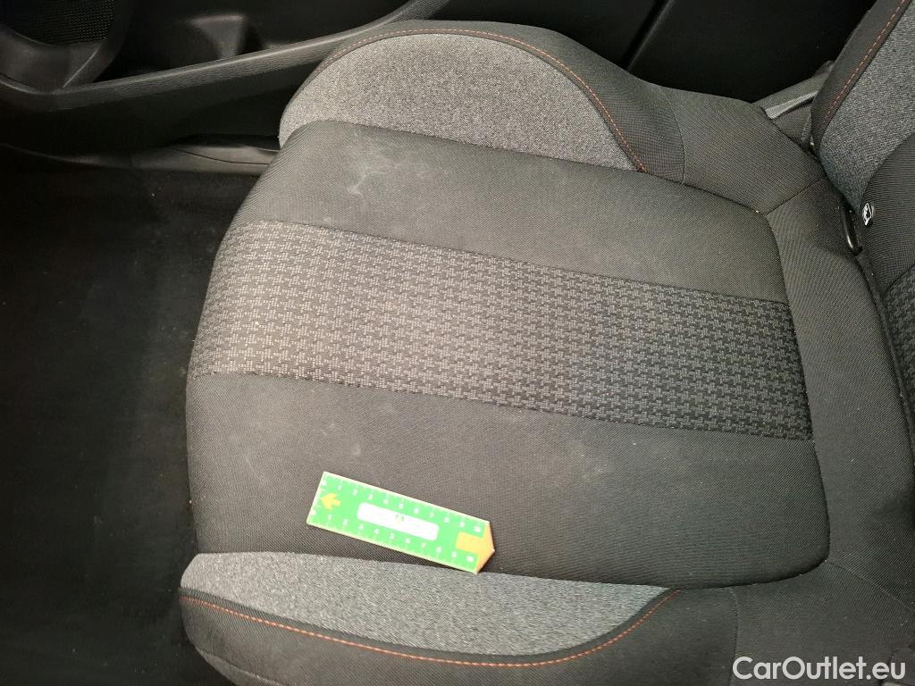  Peugeot  3008  Active Business 1.5 HDi 130CV BVA8 E6d #48