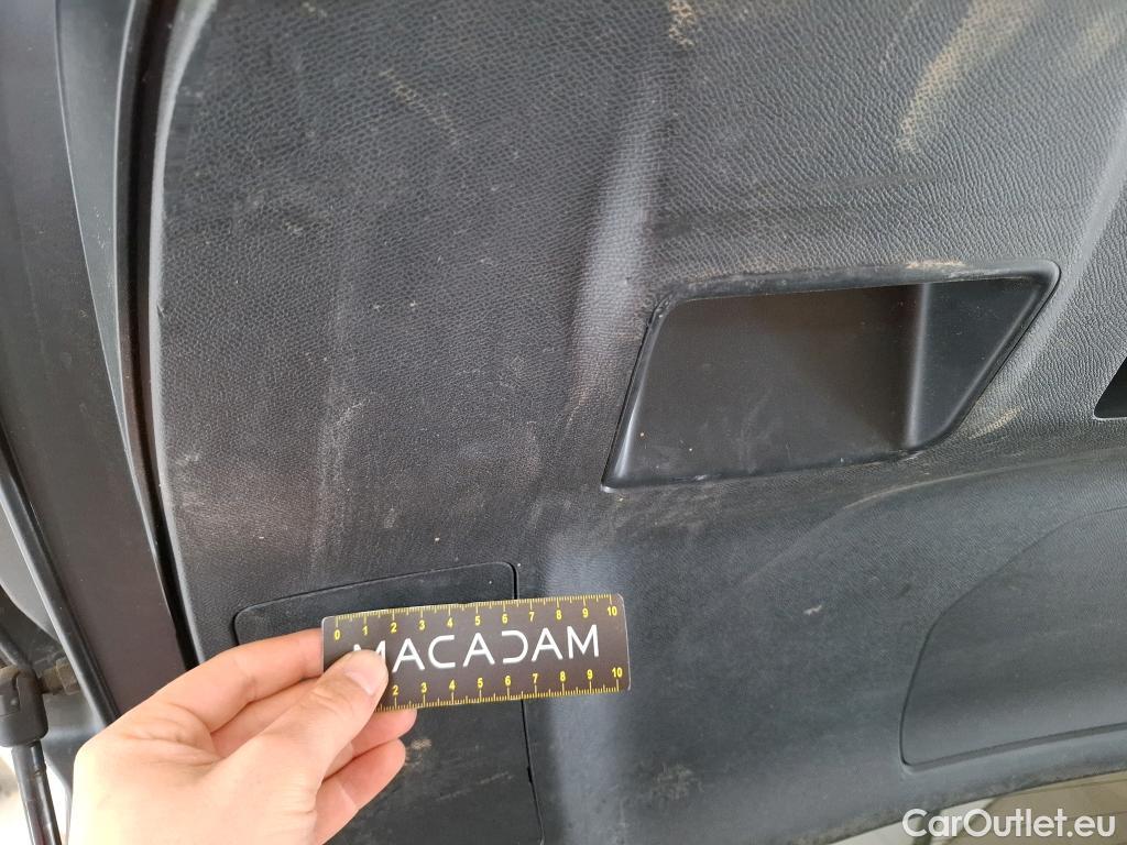  Peugeot  5008  Active Pack 1.5 HDi 130CV BVA8 7 Sieges E6d #31