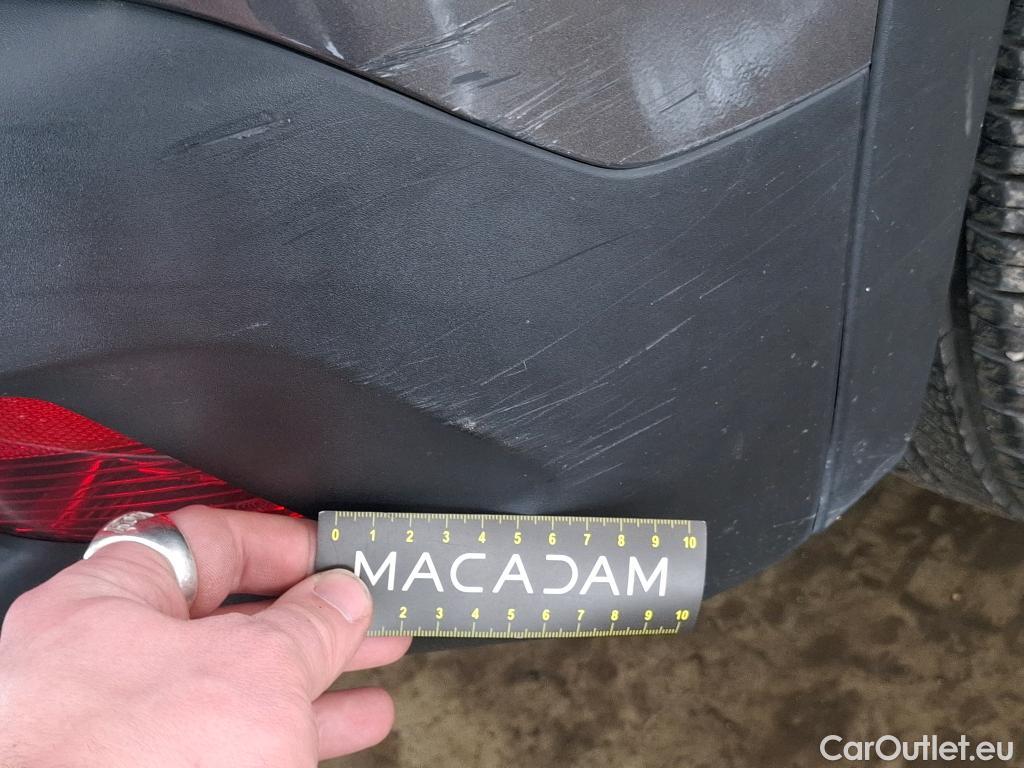  Peugeot  2008  Active Business 1.5 HDi 130CV BVA8 E6d #38