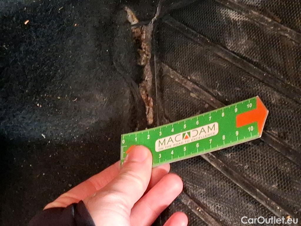  Peugeot  3008  Active Business 1.5 HDi 130CV BVA8 E6d #3