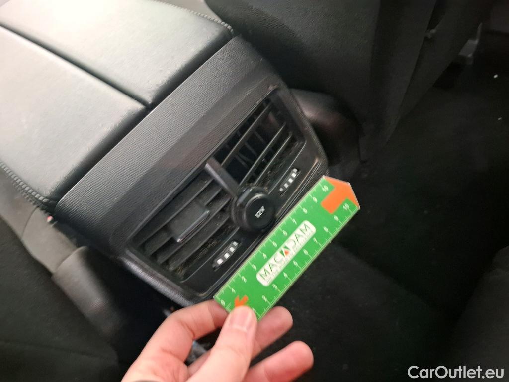  Peugeot  3008  Active Business 1.5 HDi 130CV BVA8 E6d #59