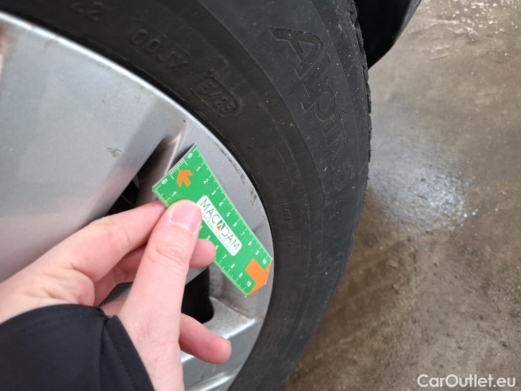  Peugeot  3008  Active Business 1.5 HDi 130CV BVA8 E6d #34