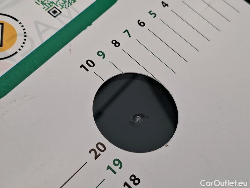  Citroen  C3  Société Feel 1.5 BlueHDI 100CV BVM6 E6d #4