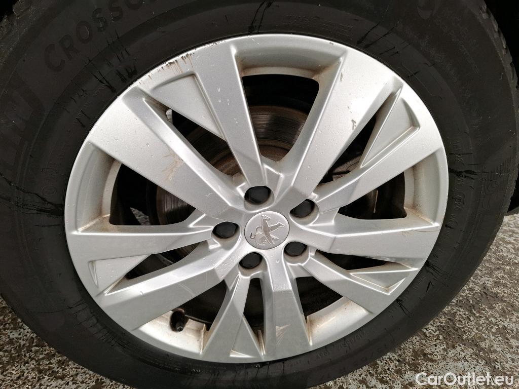  Peugeot  5008  Active Business 1.2 PureTech 130CV BVM6 E6d #36