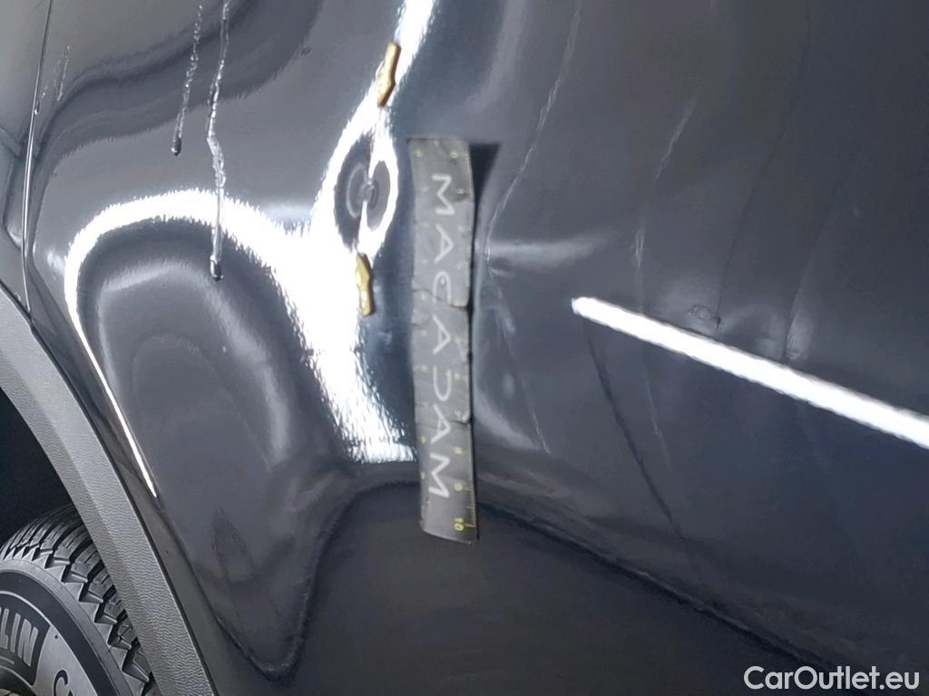  Mercedes  G-Klasee MERCEDES-BENZ GLC / 2019 / 5P / SUV GLC 300 e Business Line 4Matic #44