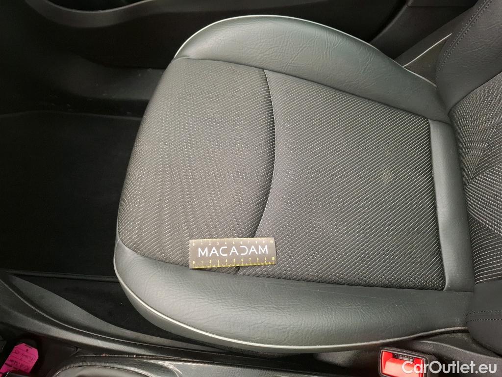  Fiat  500 FIAT X / 2018 / 5P / SUV 1.0 FFly T T3 120ch Cross #8