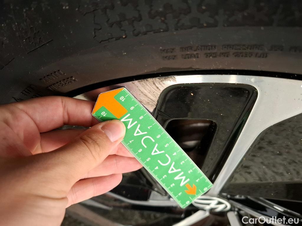  Volkswagen  ID.4  Pro Performance 77kWh BVA #10