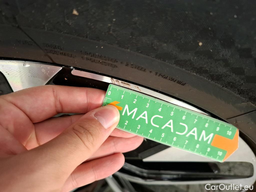  Volkswagen  ID.4  Pro Performance 77kWh BVA #11