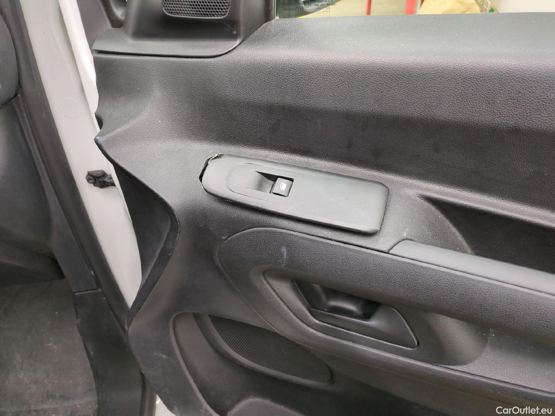  Citroen  Berlingo  Fourgon Club XL 950 1.5 BlueHDi 100CV BVM5 E6dT #5