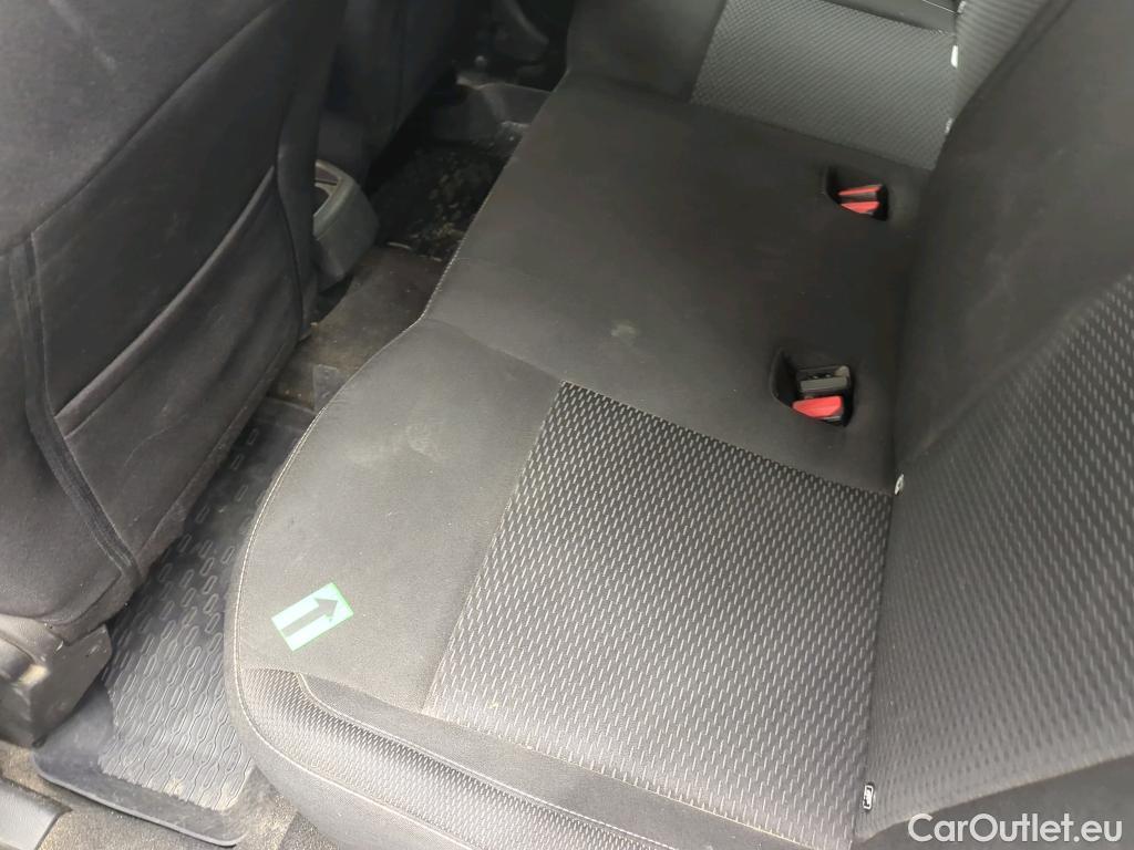  Dacia  Duster 1.5 Blue dCi 115CP Comfort 4WD #34