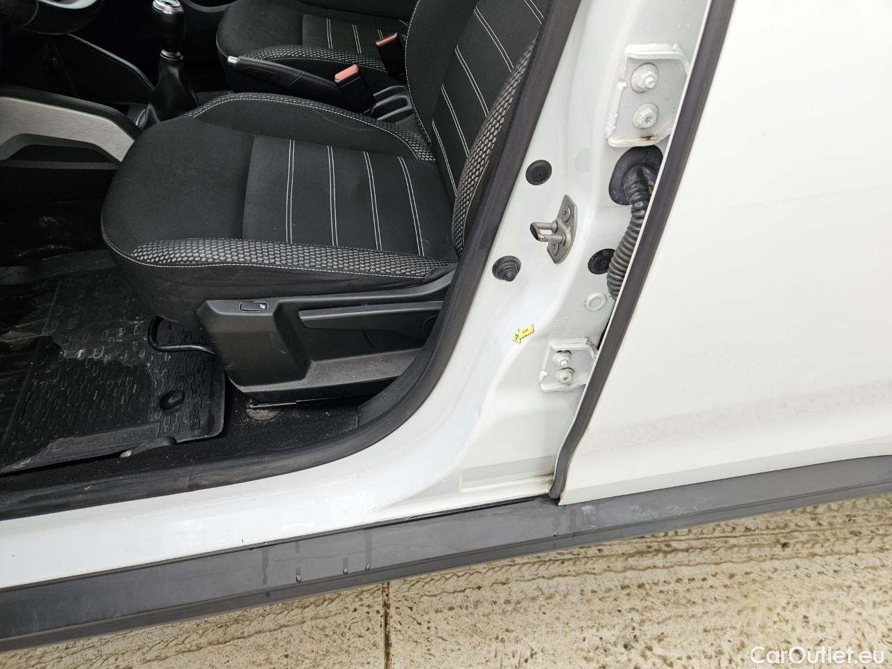  Dacia  Duster 1.5 Blue dCi 115CP Prestige 4WD #52