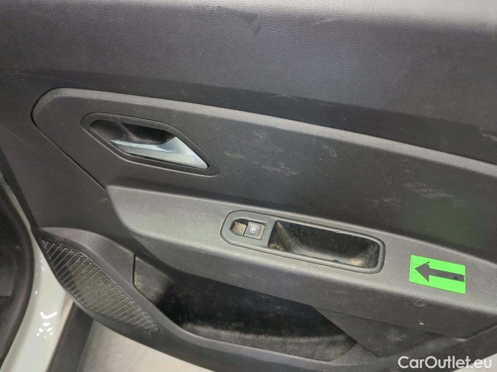  Dacia  Duster 1.5 Blue dCi 115CP Comfort 4WD #64