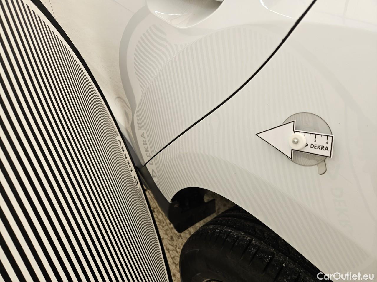  Dacia  Duster 1.5 Blue dCi 115CP Prestige 4WD #35