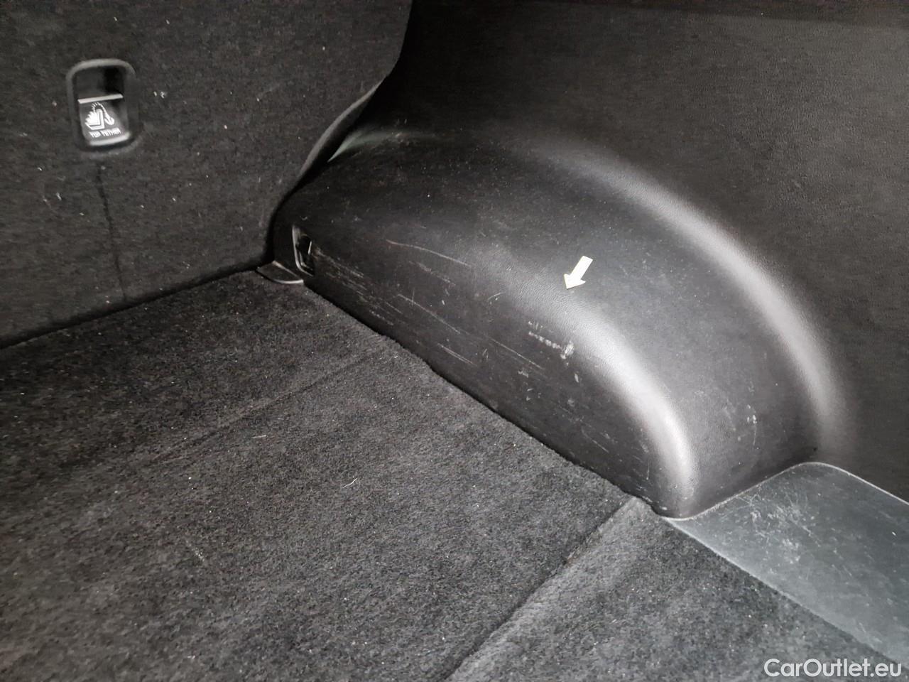  Hyundai  Coupe 1.6T-GDi 180CP M-Hybrid Style 7DCT 4WD #51