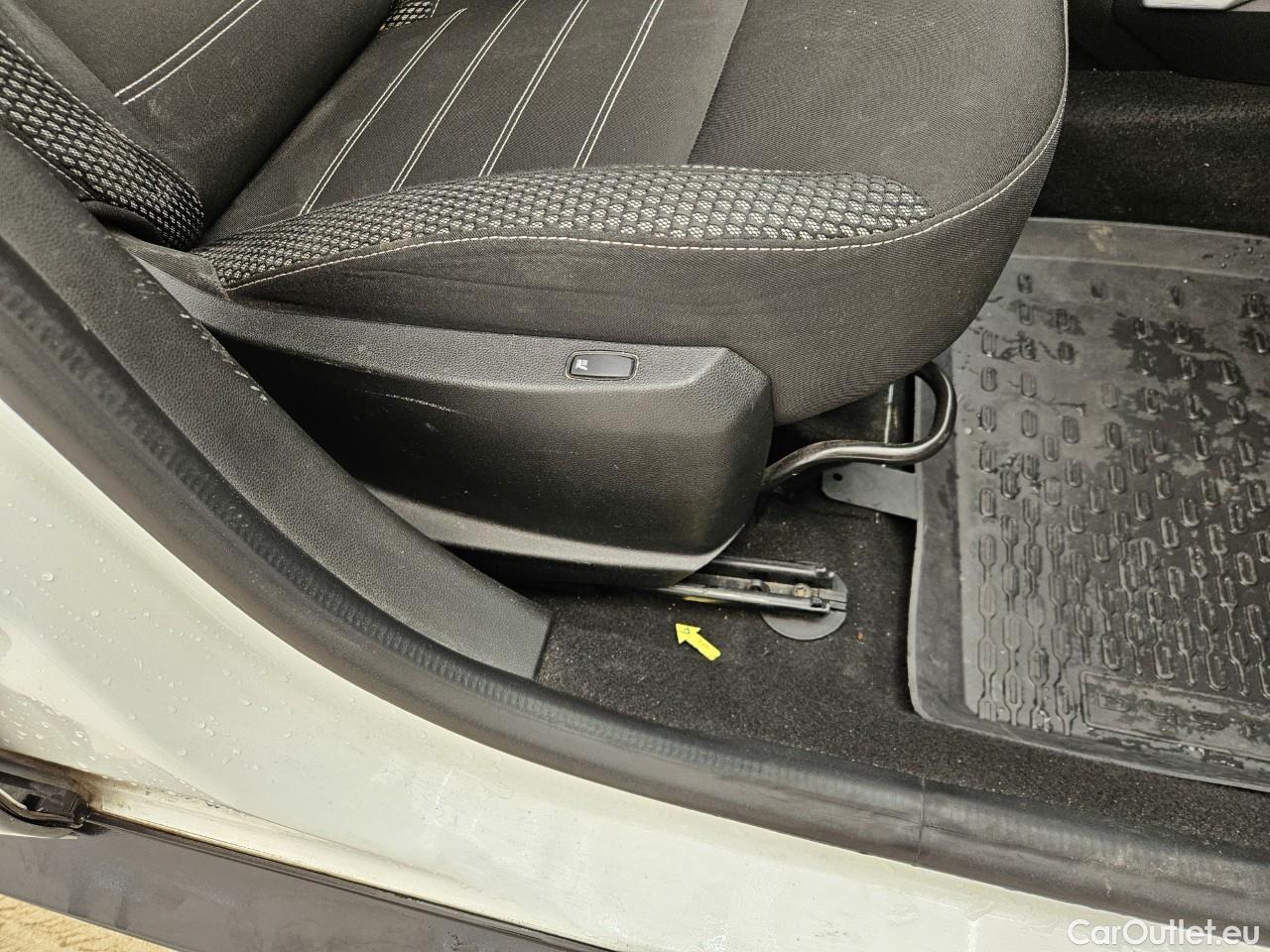  Dacia  Duster 1.5 Blue dCi 115CP Prestige 4WD #60