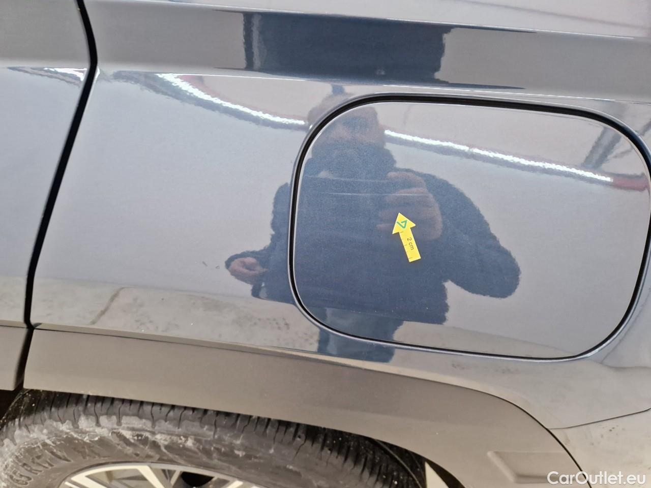  Hyundai  Coupe 1.6T-GDi 180CP M-Hybrid Style 7DCT 4WD #40