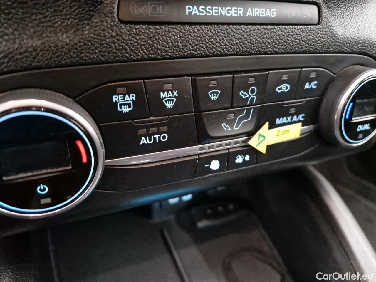  Ford  Focus 1.0 EcoBoost 100CP Trend Connected #29