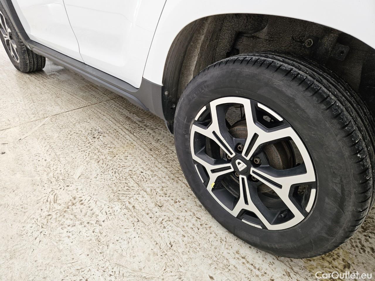  Dacia  Duster 1.5 Blue dCi 115CP Prestige 4WD #41