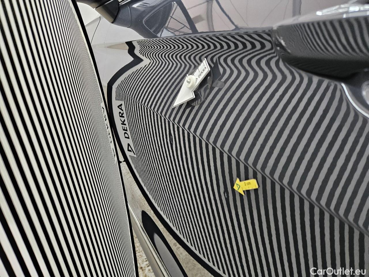  Volkswagen  Tiguan Life 2.0 TDI 150CP DSG #3