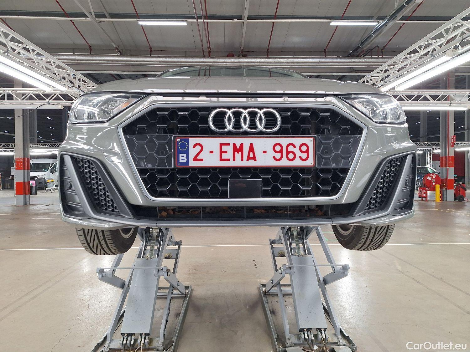  Audi  A1 Sportback Audi, A1 SB '18, Audi  1.0 30 TFSI 85kW S Line 5d #1