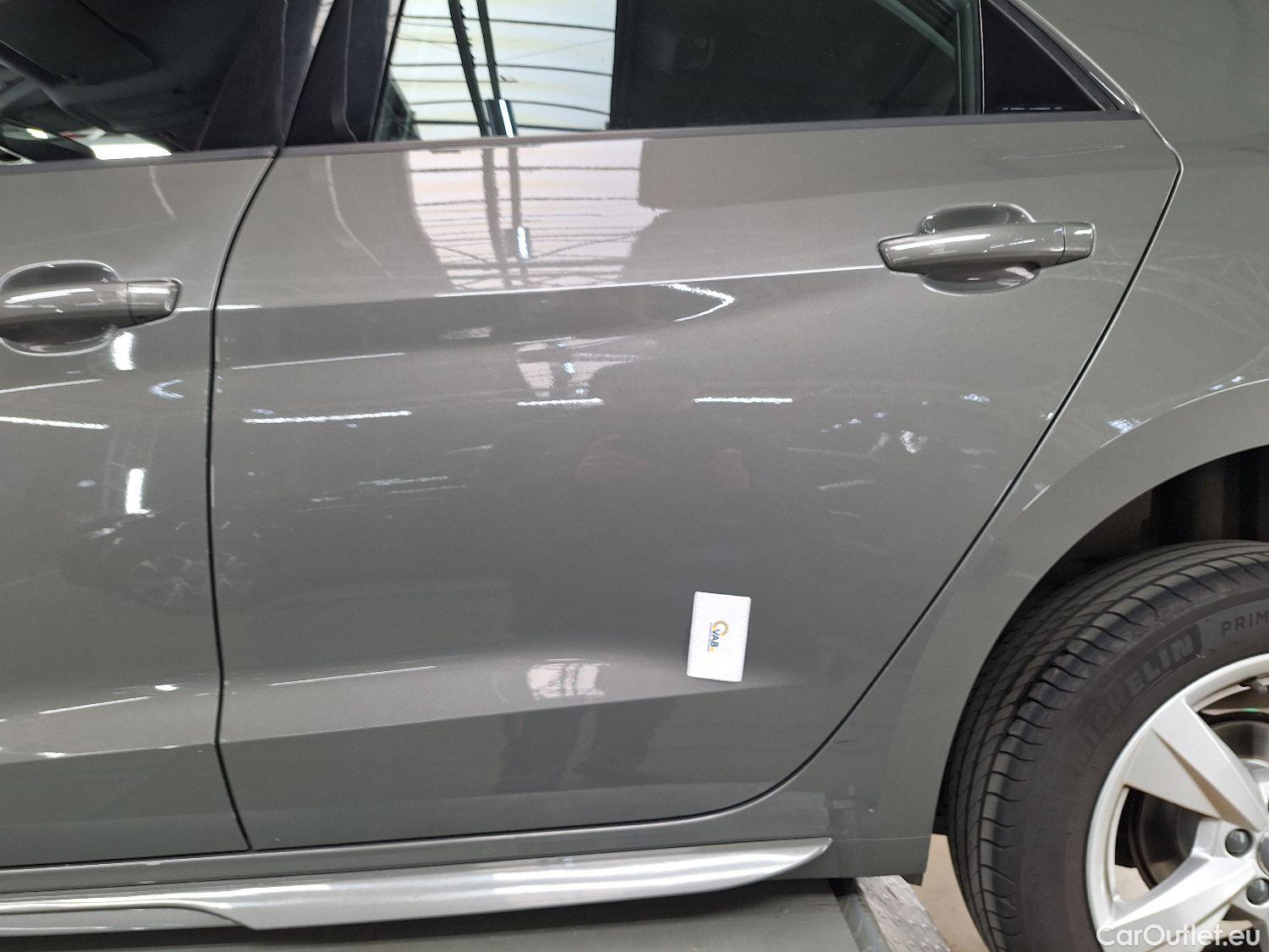  Audi  A1 Sportback Audi, A1 SB '18, Audi  1.0 30 TFSI 85kW S Line 5d #26