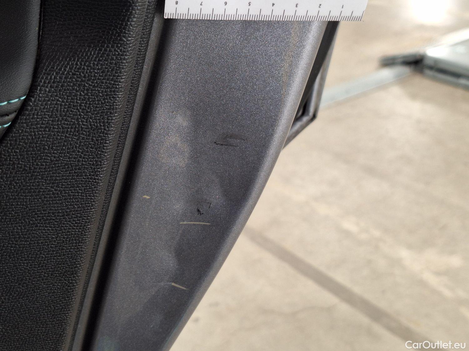  Peugeot  5008 Peugeot,  FL'20, Peugeot  1.5 BlueHDi 96kW S&S EAT8 Allure Pack #40