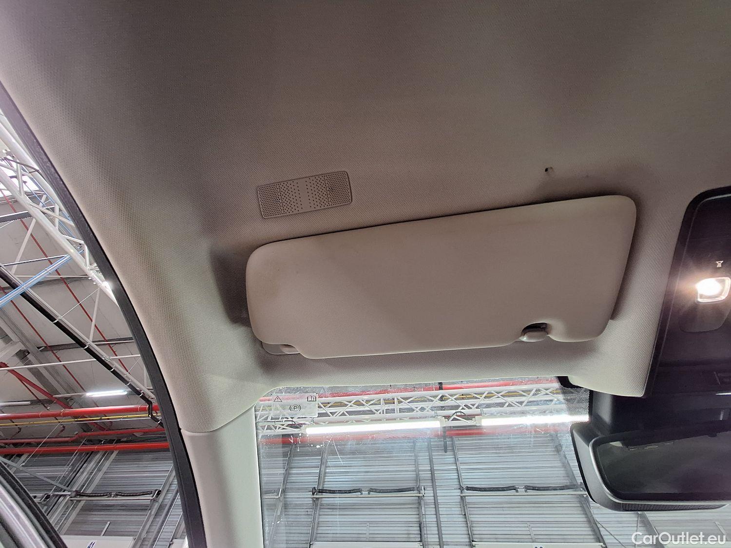  Renault  Captur Renault,  '19, Renault  TCe 140 EDC GPF Intens 5d #32