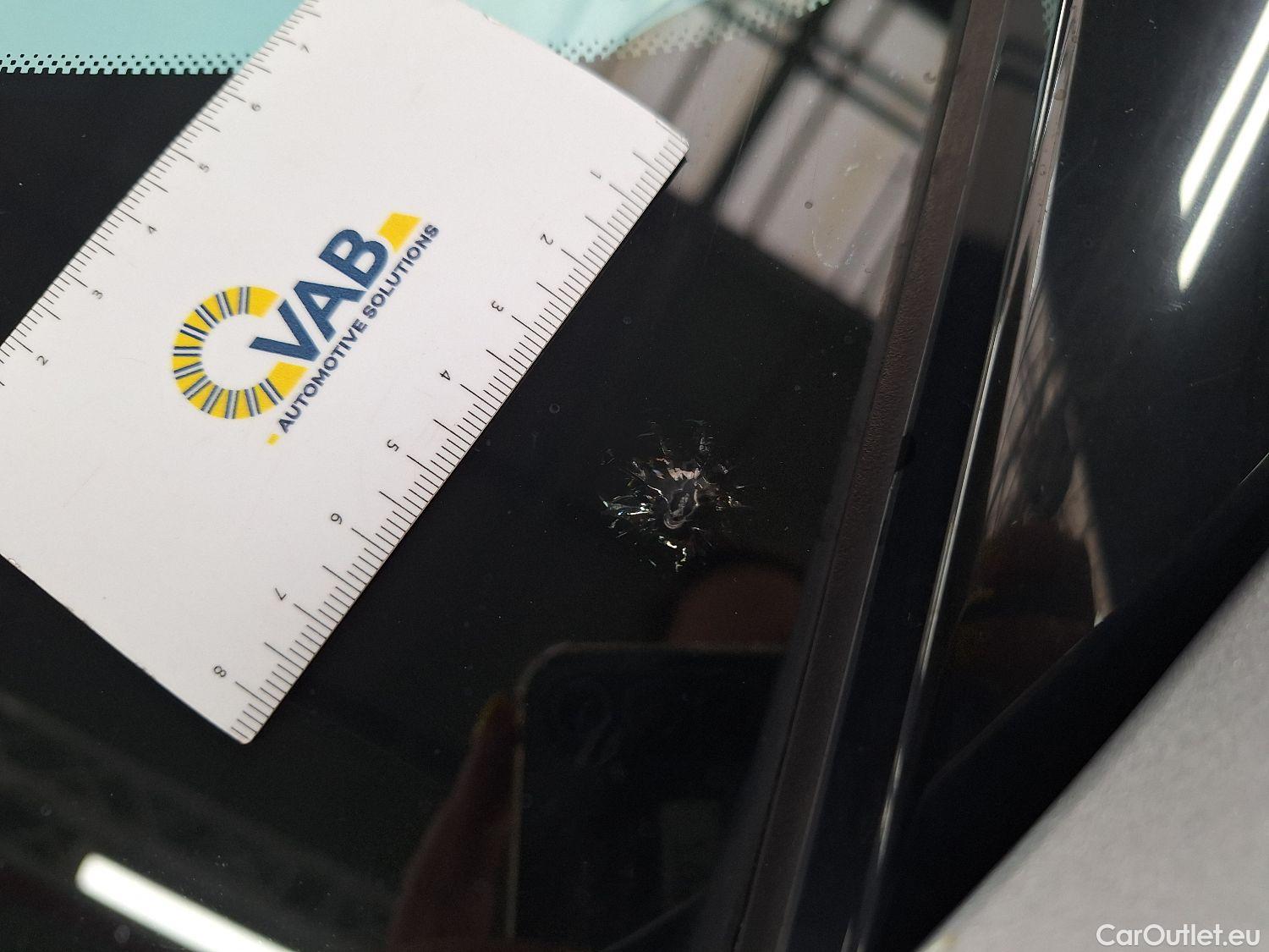  Peugeot  5008 Peugeot,  FL'20, Peugeot  1.5 BlueHDi 96kW S&S EAT8 Allure Pack #61