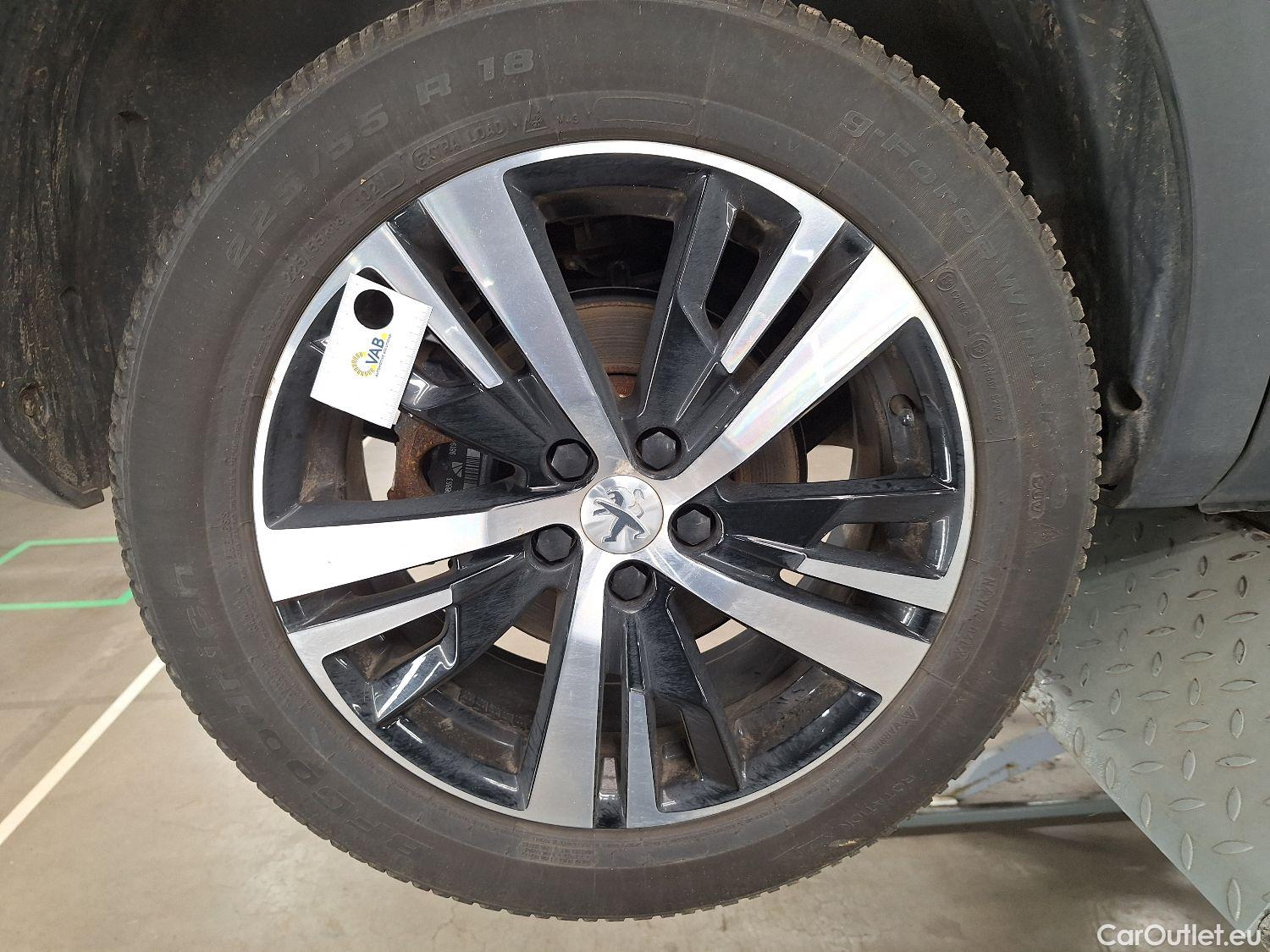  Peugeot  3008 Peugeot,  FL'20, Peugeot  Hybrid 225 e-Auto8 GT 5d #12