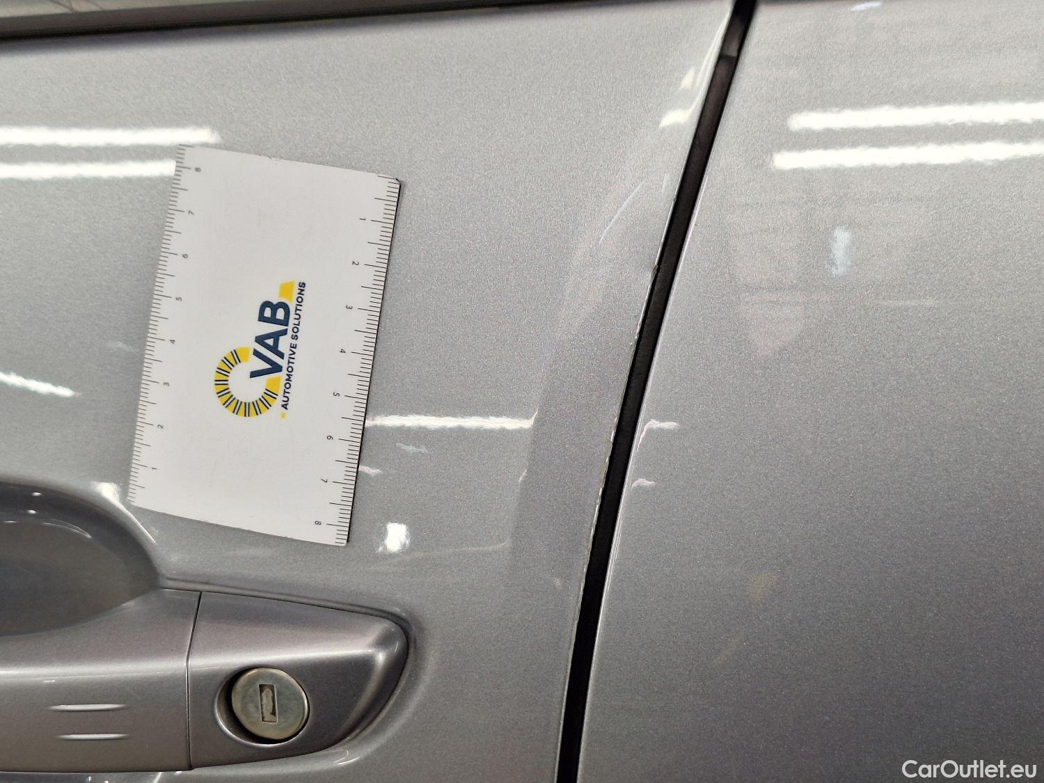  Peugeot  5008 Peugeot,  FL'20, Peugeot  1.5 BlueHDi 96kW S&S EAT8 Allure Pack #26