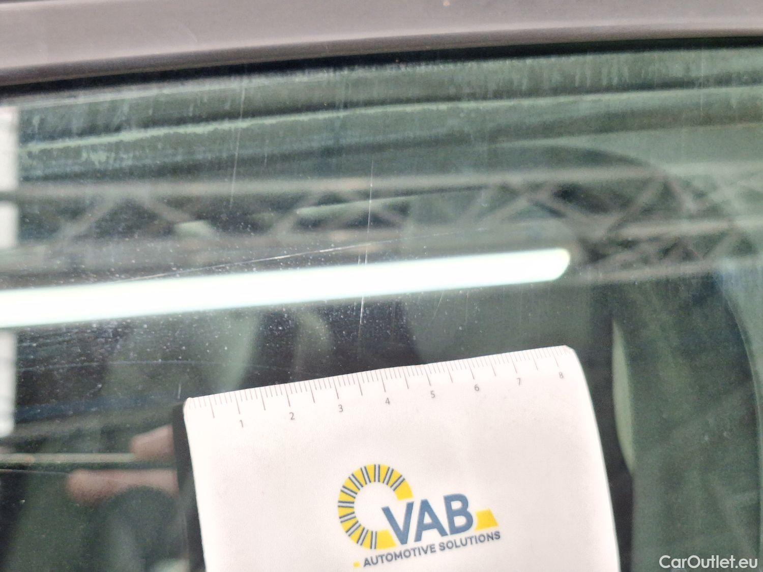  Renault  Captur Renault,  '19, Renault  TCe 140 EDC GPF Intens 5d #37