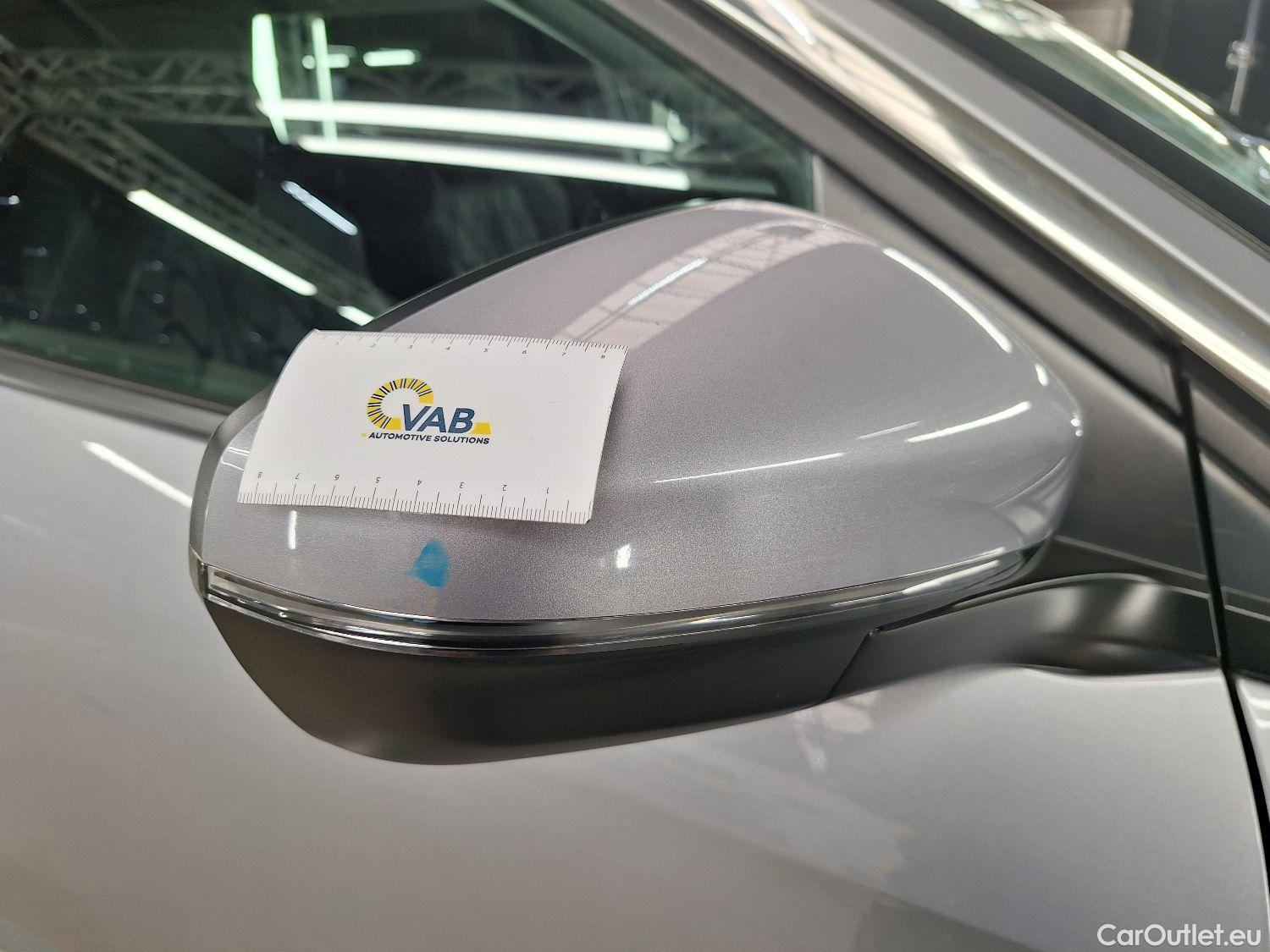  Peugeot  5008 Peugeot,  FL'20, Peugeot  1.5 BlueHDi 96kW S&S EAT8 Allure Pack #32