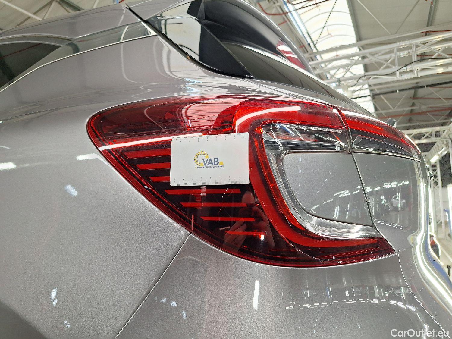  Renault  Captur Renault,  '19, Renault  TCe 140 EDC GPF Intens 5d #52