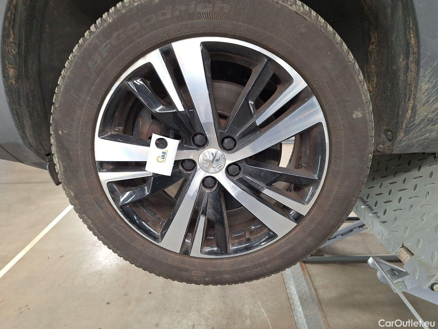  Peugeot  3008 Peugeot,  FL'20, Peugeot  Hybrid 225 e-Auto8 GT 5d #17