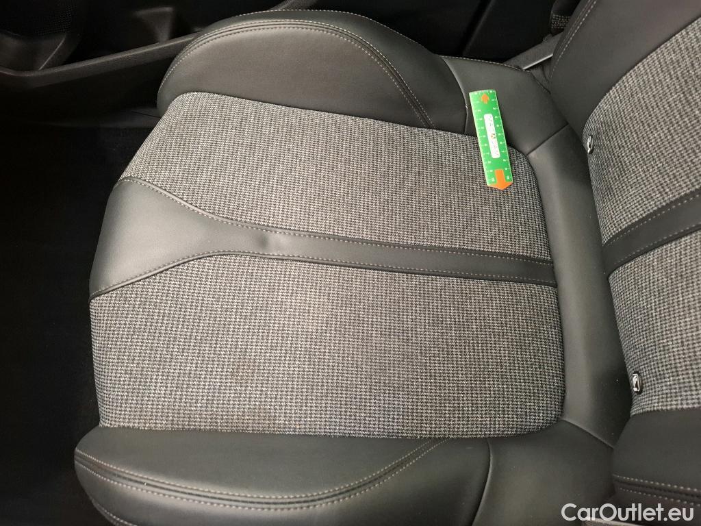  Peugeot  3008  Allure Business 1.5 HDi 130CV BVA8 E6d #30