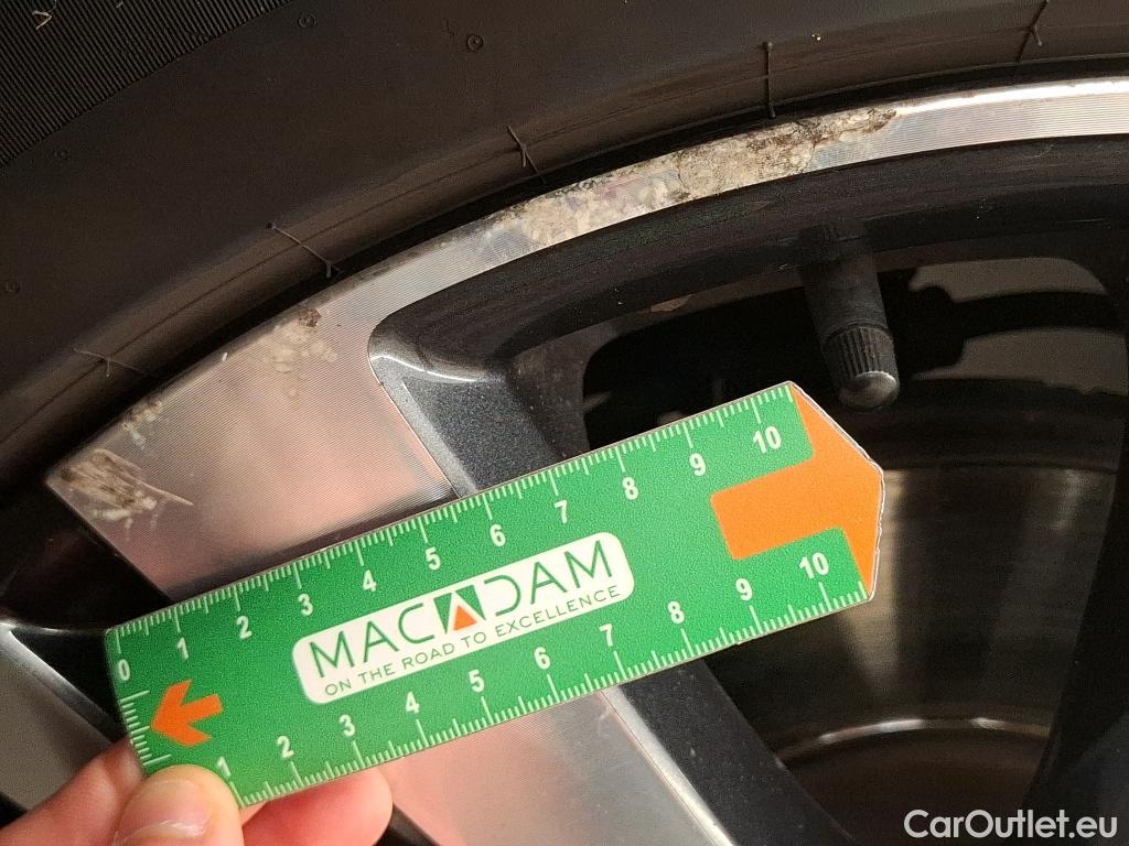  Peugeot  3008  Allure Business 1.5 HDi 130CV BVA8 E6d #4