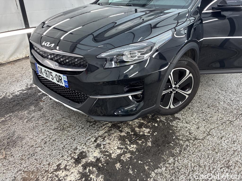  KIA  XCeed KIA  / 2019 / 5P / Crossover 1.6 GDI ISG ISG PHEV ACTIVE BUS DCT6 #10
