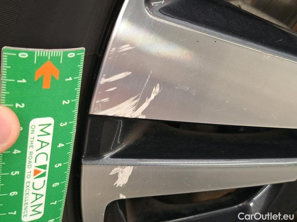  Peugeot  3008  Allure Business 1.5 HDi 130CV BVA8 E6d #39