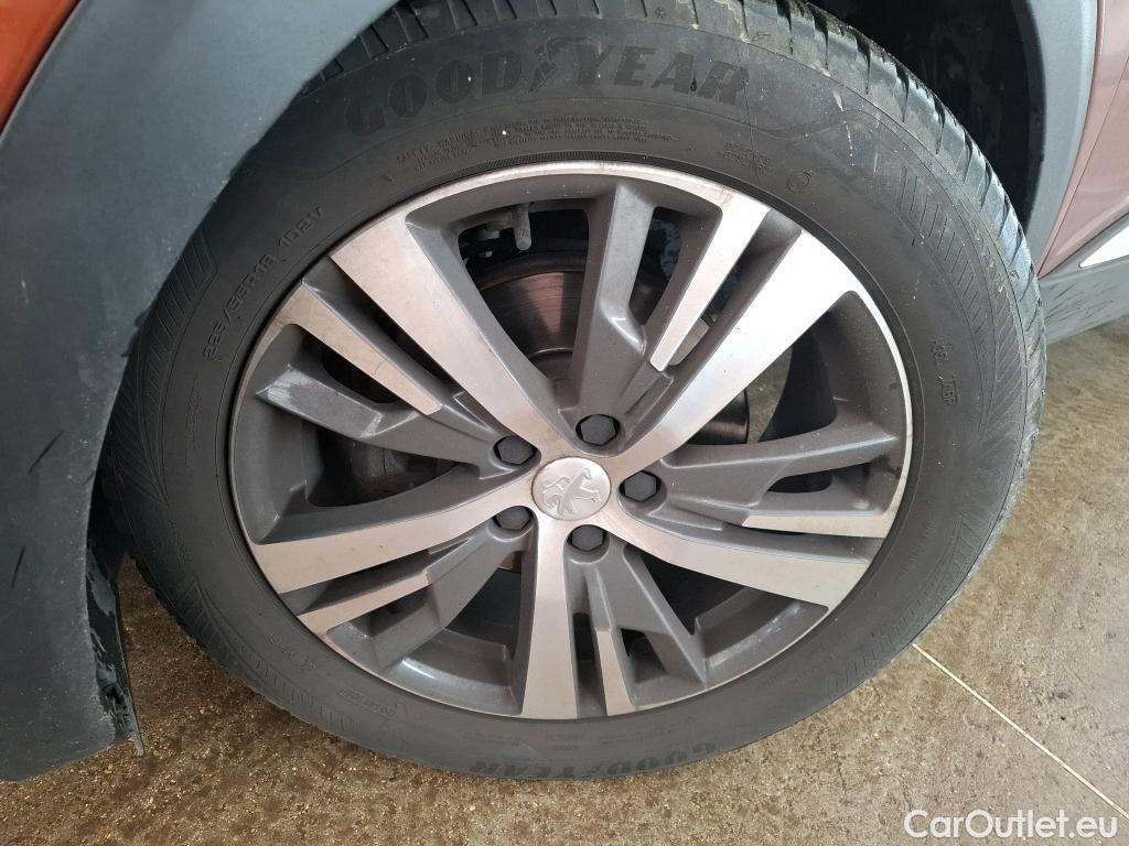  Peugeot  5008  Allure Pack 1.5 HDi 130CV BVA8 7 Sieges E6d #14